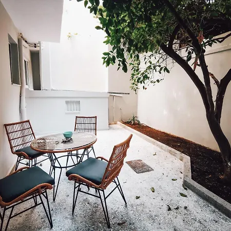 Explore Greece From Apartment With Private Garden Chalkís Exterior foto