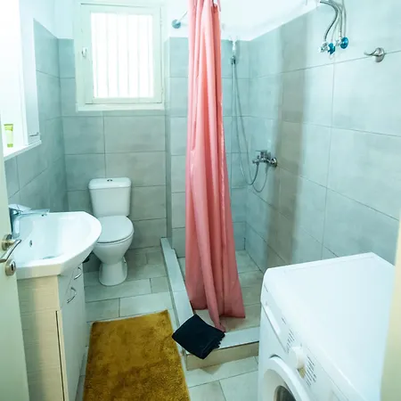 Explore Greece From Apartment With Private Garden Chalkís Exterior foto