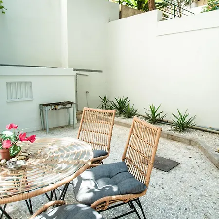 Explore Greece From Apartment With Private Garden Chalkís Exterior foto