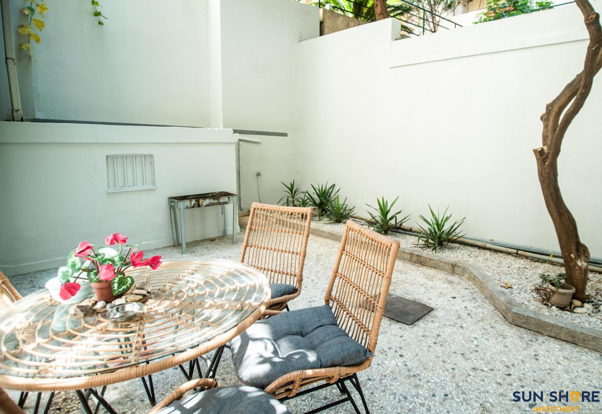 Apartment Explore Greece From With Private Garden